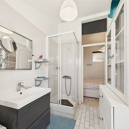 Maison Pour 4 Avec Terrasse Proche Du Centre *