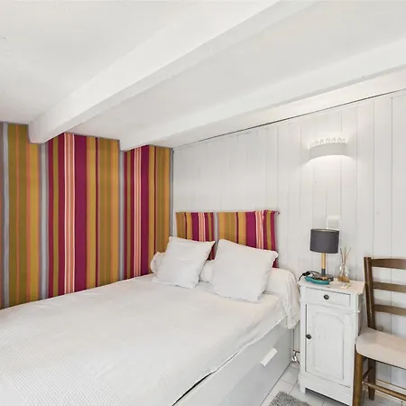 펜션 Maison Pour 4 Avec Terrasse Proche Du Centre Les Sables-dʼOlonne