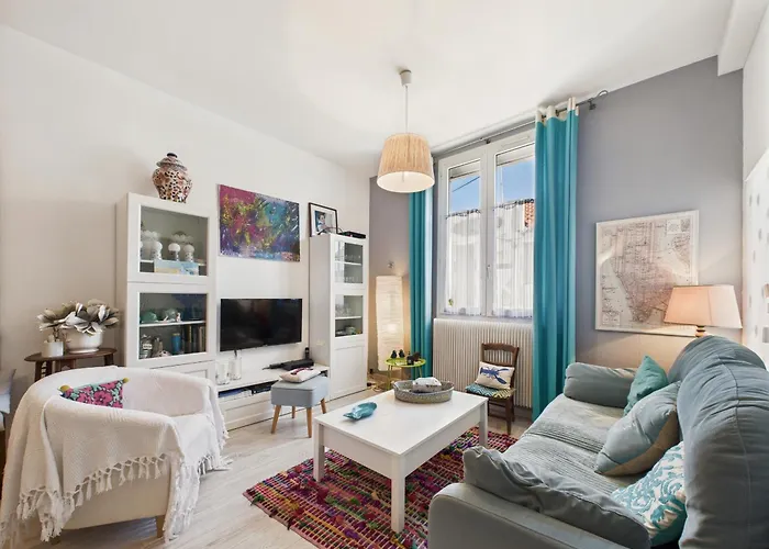 בית נופש Maison Pour 4 Avec Terrasse Proche Du Centre